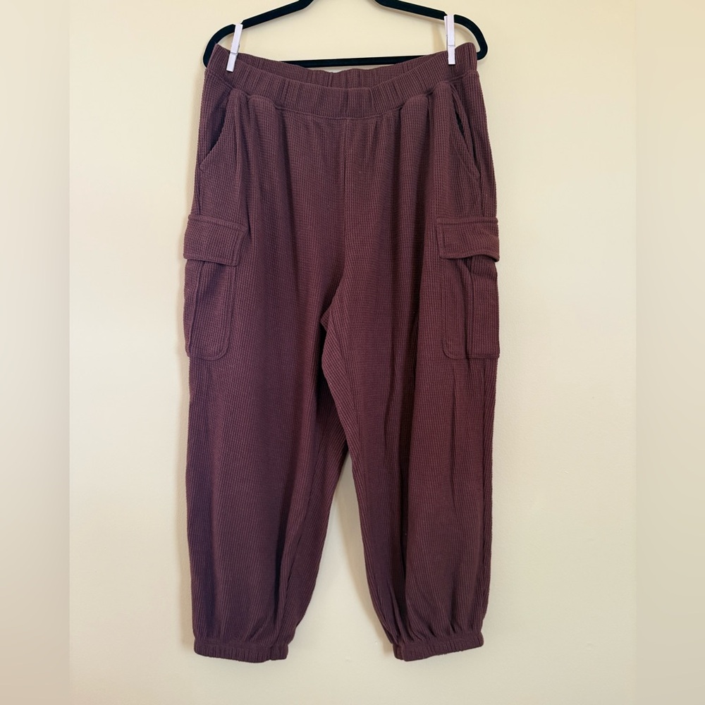 EUC AERIE BAGGY CARGO JOGGER - BROWN